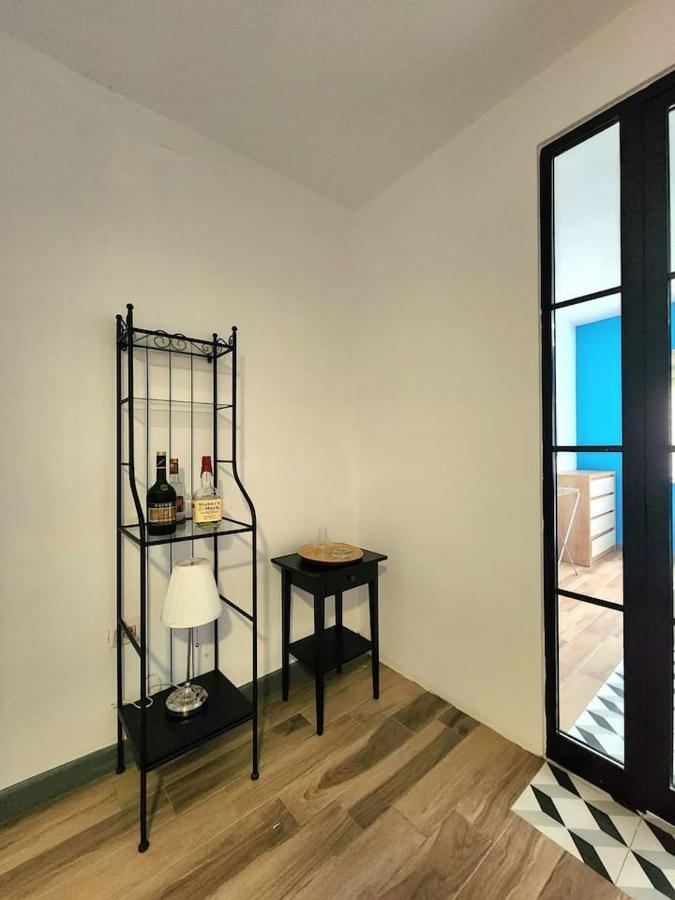 Turqoise Flat In City Center With 24H Self Check In Tirana Buitenkant foto